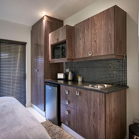 Dynasty Forest Sandown Self Catering Hotel Γιοχάνεσμπουργκ Εξωτερικό φωτογραφία